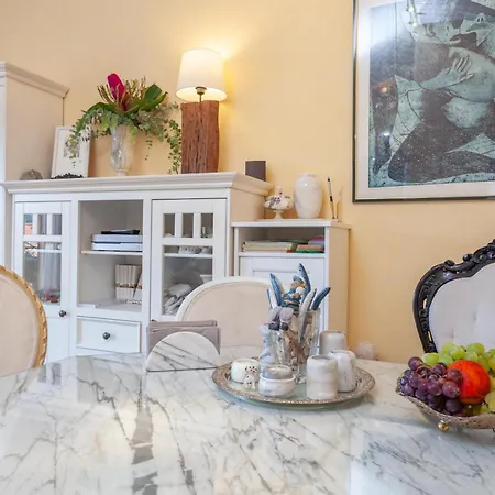 Apartment Mareno *